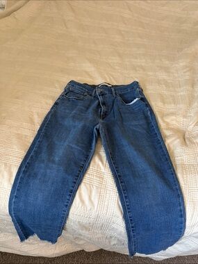 Levi’s 724 Classic High Rise Straight-Leg Blue Jeans